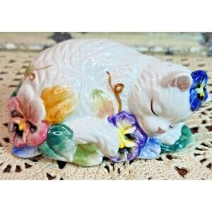 Ceramic White Persian Cat Kitten in Bed of Pansies Salt Shaker Figurine